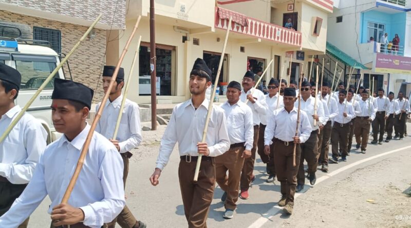 भारतीय नववर्ष के अवसर पर चैलूसैण में स्वयं सेवकों ने पथ संचलन किया