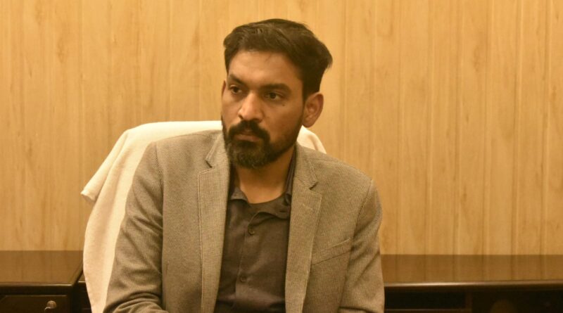 जिलाधिकारी ने चारधाम यात्रा की समीक्षा बैठक में सम्बंधित विभागों को दिए निर्देश