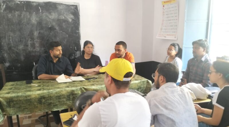 चारधाम यात्रा 2025 स्वास्थ्य विभाग पौड़ी की तैयारियाँ तेज, कलियासौड़ में चिकित्सा कर्मियों की बैठक सम्पन्न