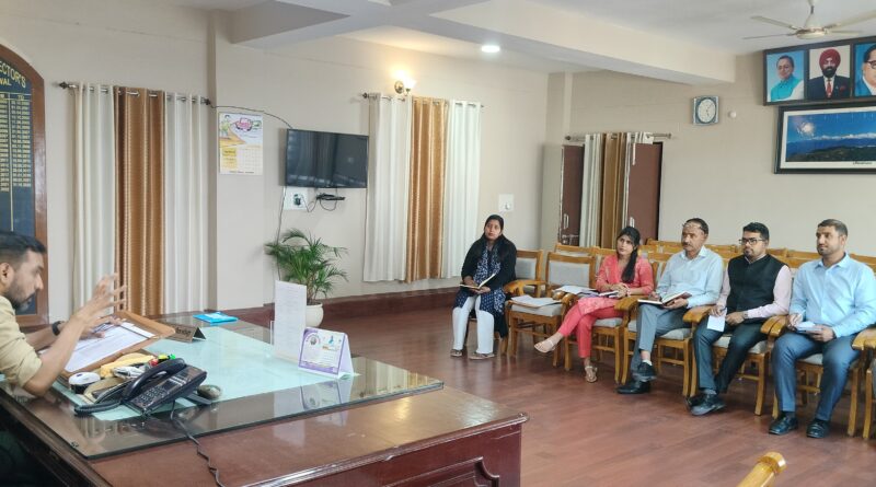 सोलर व हाइमास्क लाइट लगाने के लिए पर्यटन स्थल, ग्रामीण, जंगल से सटे क्षेत्र एवं आपदाग्रस्त क्षेत्रों को दी जाएगी प्राथमिकता