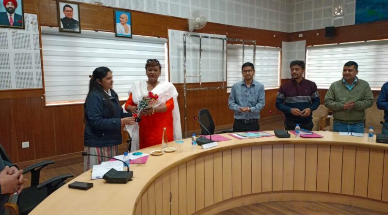 समाजकल्याण योजनाएं पारदर्शिता पूर्ण हों एवं समय से मिले पेंशन -: रजनी रावत