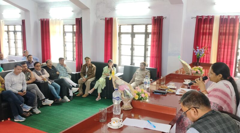 चौबट्टाखाल तहसील दिवस में दर्ज 15 शिकायतों में से 04 का मौके पर ही हुआ निस्तारण