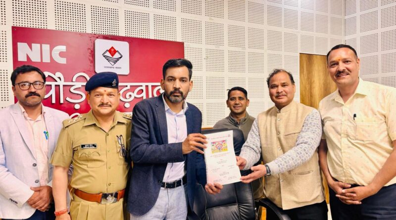 बच्चों की सुरक्षा और जागरूकता की नई इबारत लिख रहे जिलाधिकारी डॉ. आशीष चौहान
