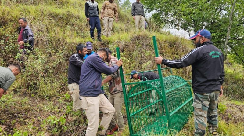 गुलदार हमले के बाद प्रभावित क्षेत्र में वन विभाग की लगातार गश्त। ड्रोन सहित अन्य उपकरणों से रखी जा रही नजर