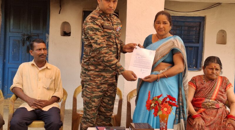 कारगिल शहीदों को सलाम-: भारतीय सेना ने घर घर जाकर किया शहीद परिवारों का सम्मान