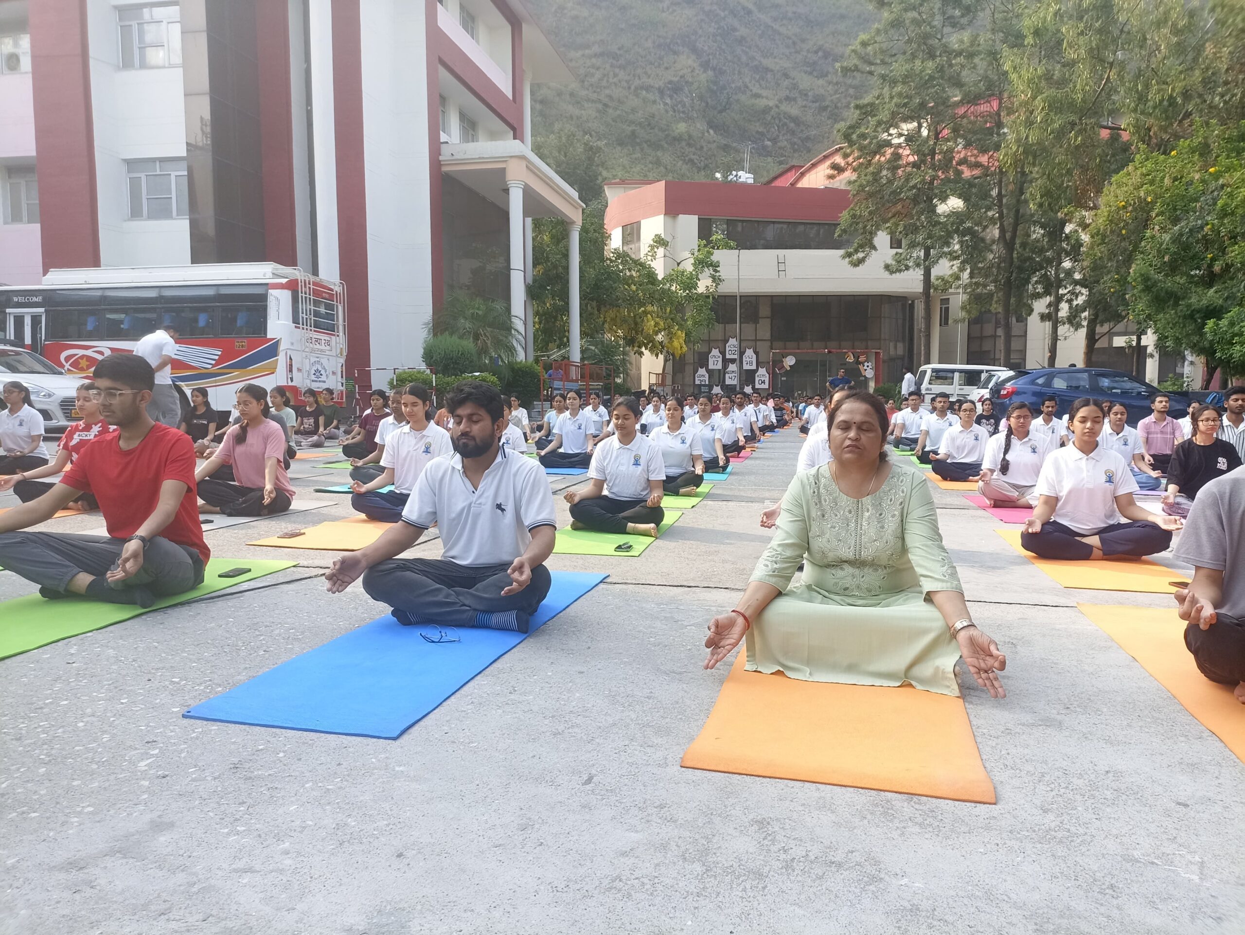 नशा मुक्त भारत अभियान के तहत योग सत्र एवं जागरूकता कार्यक्रम आयोजित