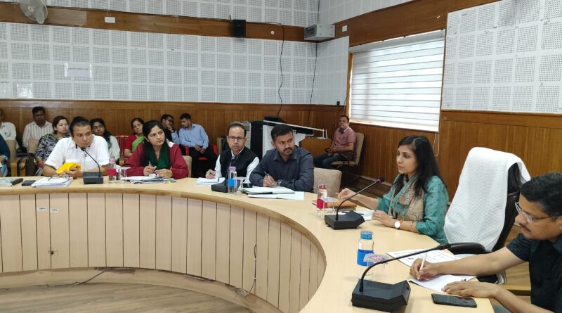 सेक्टर व जोनल मजिस्ट्रेट अपने क्षेत्रांतर्गत मतदेय स्थलों का करें निरीक्षण: जिला निर्वाचन अधिकारी