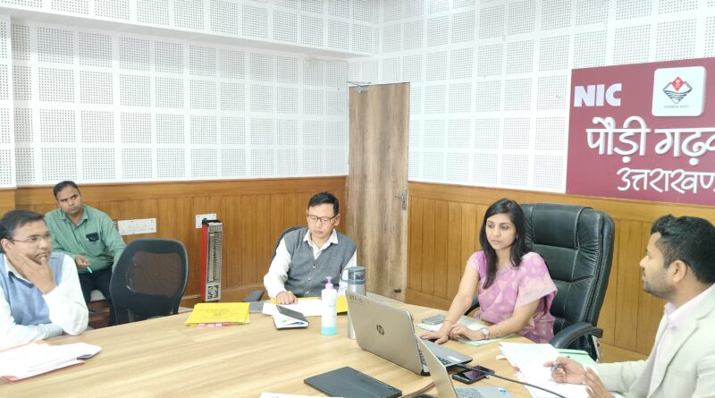 मानव और वन्यजीवों के बीच टकराव रोकने के लिए हुई अहम बैठक