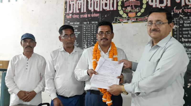 त्रिस्तरीय पंचायत चुनाव: नामांकन के दूसरे दिन 958 प्रत्याशियों ने दाखिल किये पर्चे