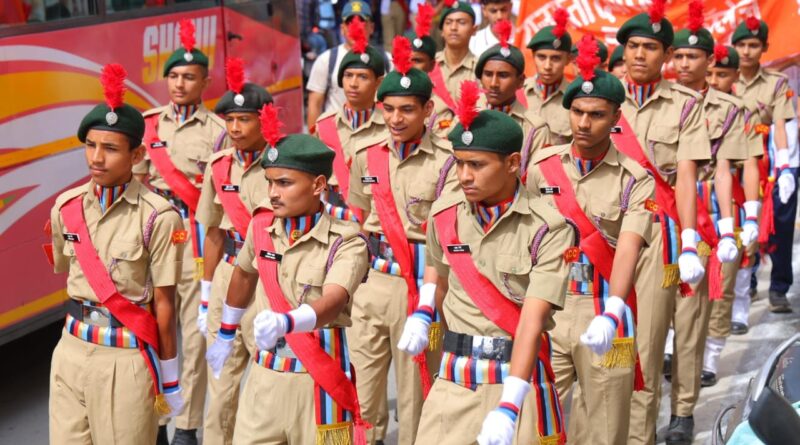 कारगिल विजय दिवस पर देश के सपूतों को किया गया याद, छात्रों ने दी सांस्कृतिक प्रस्तुति