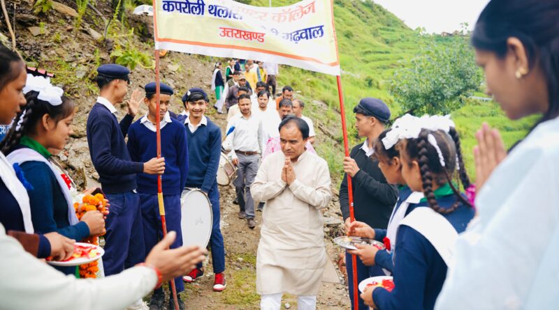 कैबिनेट मंत्री डॉ. धन सिंह रावत ने किया स्थलीय निरीक्षण, सुनी जनता की समस्याएं, दिये त्वरित निस्तारण के निर्देश