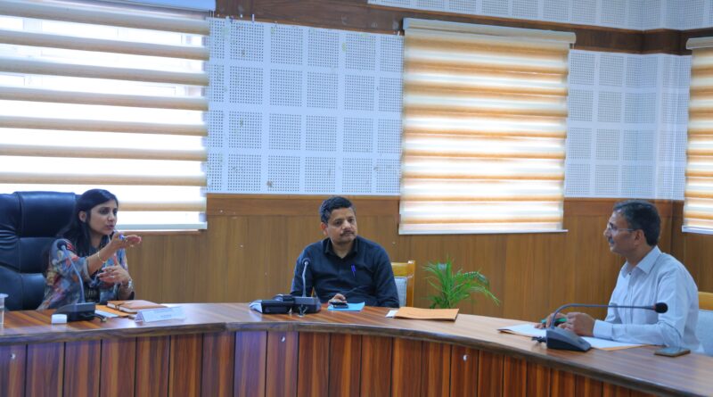 पौड़ी में व्यापार सुगमता हेतु जिला प्राधिकृत समिति की बैठक सम्पन्न, 08 औद्योगिक इकाइयों को सैद्धांतिक स्वीकृति