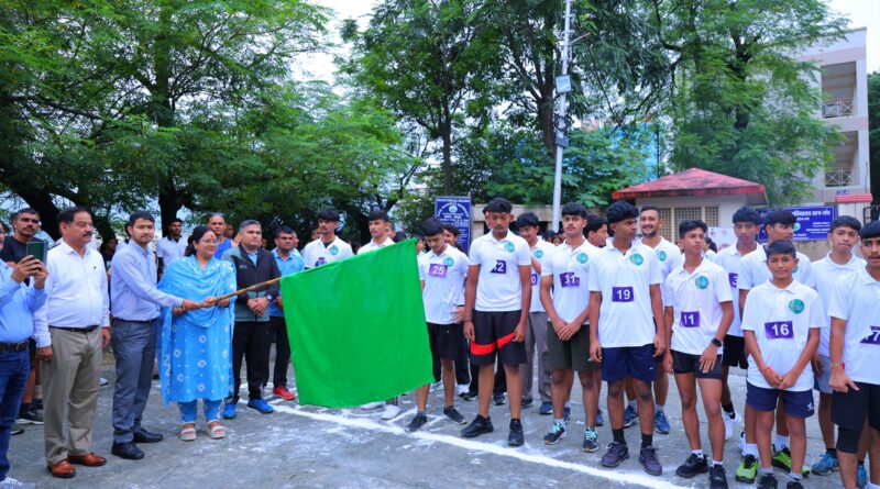 नशा मुक्ति अभियान के तहत क्रॉस कंट्री दौड़ का आयोजन