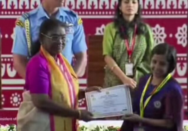 ग्राम पंचायत धारी की मीनाक्षी को मिला स्वर्ण पदक, यमकेश्वर हुआ गौरवान्वित