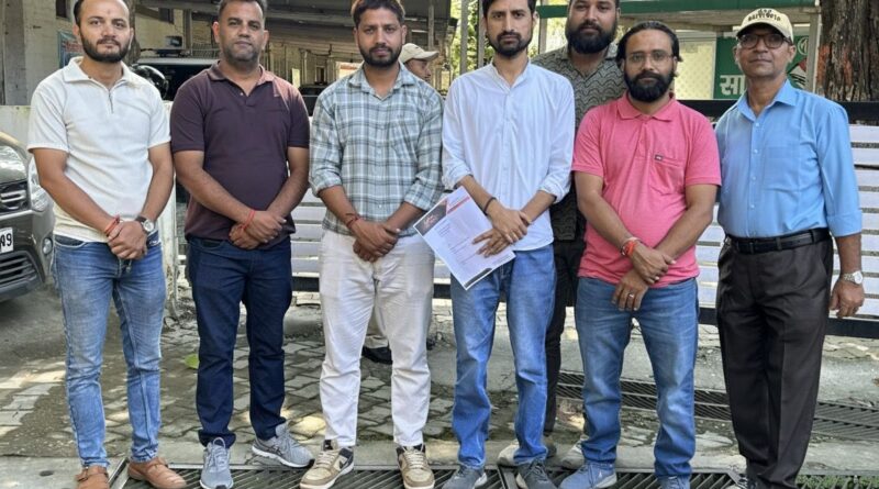 भू-कानून में सुधार की मांग को लेकर समिति ने मुख्यमंत्री को ज्ञापन सौंपा, आंदोलन की दी चेतावनी