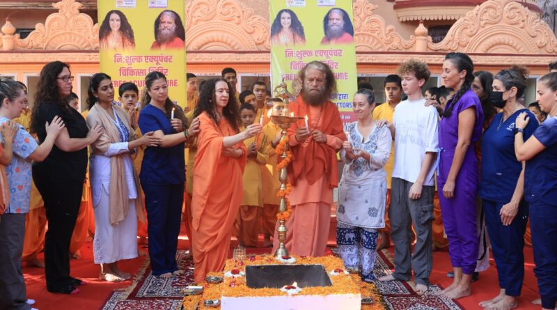 परमार्थ निकेतन में पांच दिवसीय एक्यूपंक्चर चिकित्सा शिविर का शुभारंभ