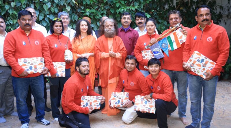 परमार्थ निकेतन में सम्पन्न हुआ “सुलभ स्वच्छता पर्वतों की ओर” अभियान का फ्लैग-इन समारोह