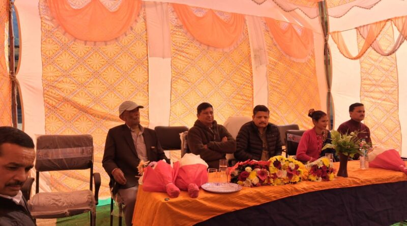 जयहरीखाल विकासखंड में बहुउद्देशीय शिविर का आयोजन, 63 ग्राम प्रधानों को दिलाई गई शपथ