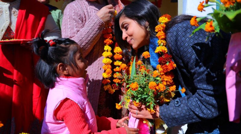जिलाधिकारी ने फरासू में मॉडल ‘बचपन आंगनबाड़ी केंद्र’ का किया निरीक्षण
