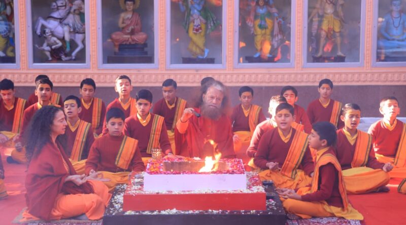 परमार्थ निकेतन में प्रथम राष्ट्रपति डॉ. राजेन्द्र प्रसाद, क्रांतिकारी खुदीराम बोस की जयंती और हॉकी जादूगर मेजर ध्यानचंद की पुण्यतिथि पर श्रद्धांजलि