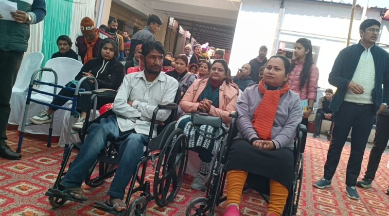 विश्व दिव्यांग दिवस पर पौड़ी में सम्मान समारोह आयोजित, दक्ष दिव्यांग कर्मचारी और स्वरोजगारियों को किया गया सम्मानित