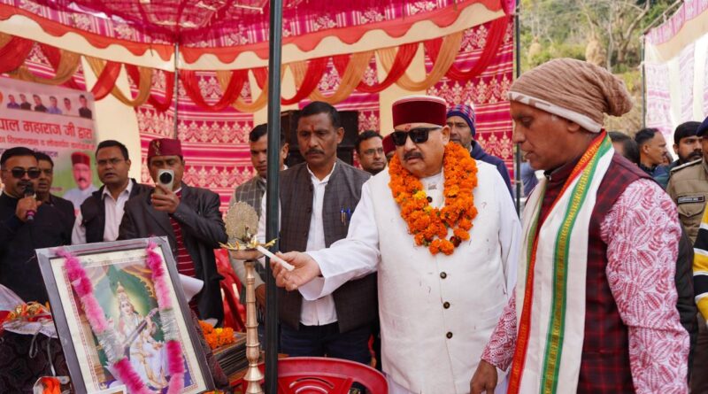 महाराज ने चौबट्टाखाल को दी 26 करोड़ की विकास योजनाओं की सौगात