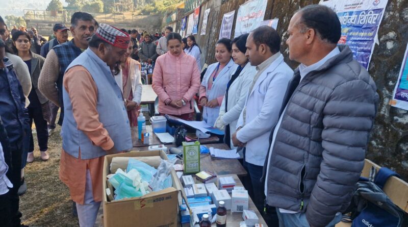 न्याय पंचायत बाड़ा में बहुउद्देशीय शिविर, 123 लोग हुए लाभान्वित