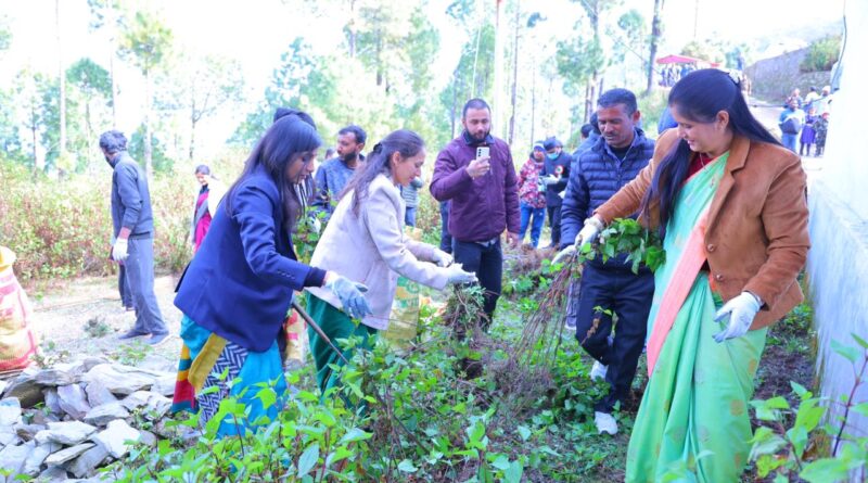 वजली गांव से विशेष स्वच्छता अभियान का शुभारंभ, 26 जनवरी से 26 फरवरी तक चलेगा जनपदव्यापी अभियान