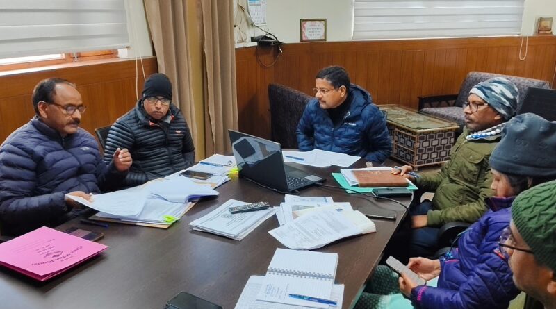 नयार महोत्सव की तैयारियों को लेकर सीडीओ ने की समीक्षा बैठक, समयबद्ध व सुरक्षित आयोजन के निर्देश