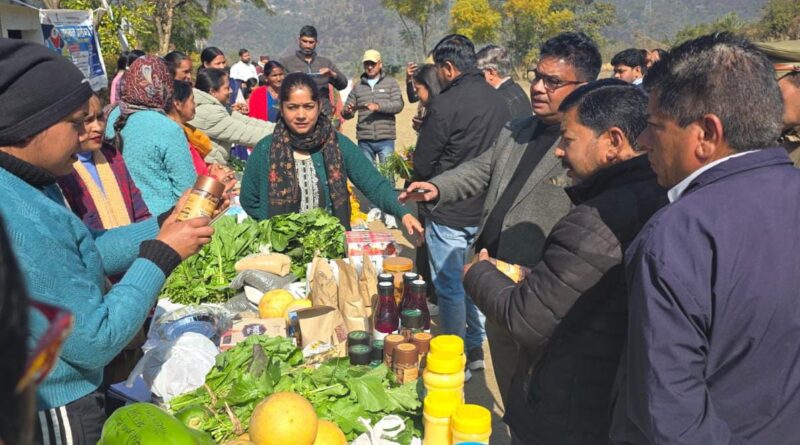 जन-जन की सरकार, जन-जन के द्वार: खंदूखाल में बहुउद्देश्यीय शिविर, 155 ग्रामीणों को योजनाओं का लाभ