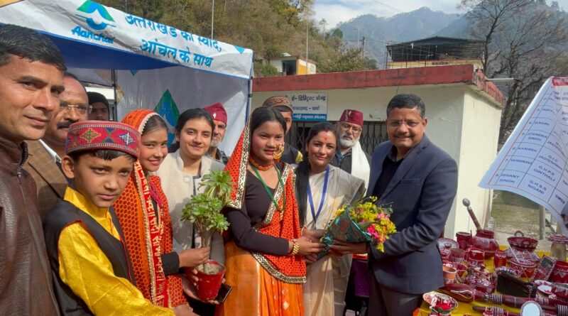 पाबौ में जन-जन की सरकार, जन-जन के द्वार शिविर आयोजित, 310 लाभार्थियों को मिला योजनाओं का लाभ