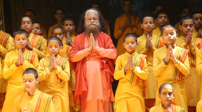 परमार्थ निकेतन में पंडित दीनदयाल उपाध्याय की पुण्यतिथि पर भावभीनी श्रद्धांजलि अर्पित