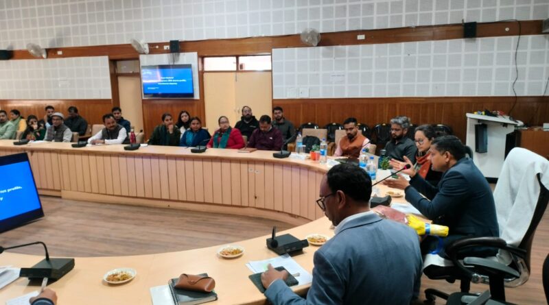 पौड़ी में सतत विकास लक्ष्यों व विजन-2047 पर कार्यशाला, विभागीय समन्वय पर जोर