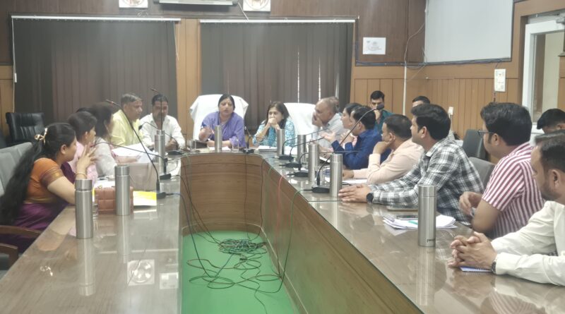 मुनिकीरेती-ढालवाला पालिका की बड़ी बैठक: तहबाजारी ठेका प्रथा खत्म, बजट पर चर्चा व कई अहम फैसले