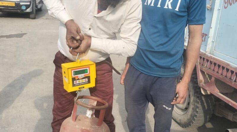 एलपीजी आपूर्ति व्यवस्था पर सख्ती, 25 प्रतिष्ठानों का निरीक्षण—सभी व्यवस्थाएं मिलीं दुरुस्त