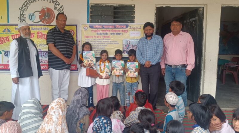 पीरान कलियर: प्रवेशोत्सव में नवप्रवेशी बच्चों का भव्य स्वागत, शिक्षा के प्रति जागरूकता का संदेश