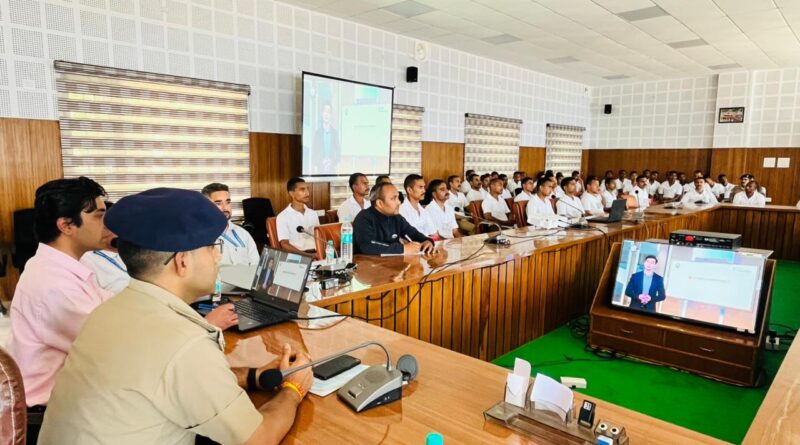 पौड़ी में 16वीं जनगणना को लेकर डिजिटल पहल, पुलिस कर्मियों को दिया गया स्व-गणना प्रशिक्षण