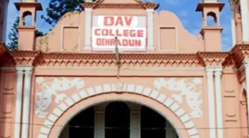 डीएवी कॉलेज समारोह में गायक मासूम शर्मा ने मंच से बकी गालियां, वीडियो वायरल होने से बढ़ा विवाद