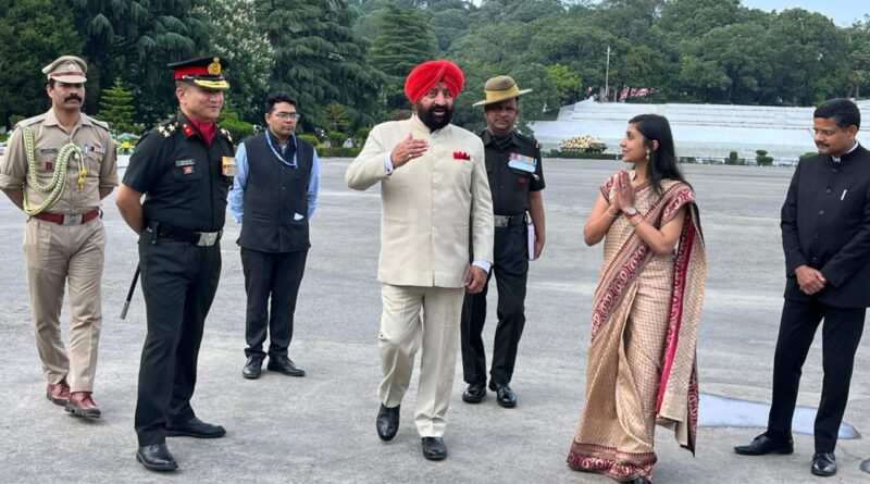 राज्यपाल गुरमीत सिंह दो दिवसीय जनपद भ्रमण पर लैंसडाउन पहुंचे, गार्ड ऑफ ऑनर से हुआ स्वागत