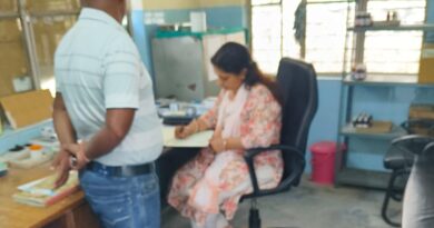स्वास्थ्य केंद्रों पर एसडीएम का औचक निरीक्षण, कई कर्मचारी ड्यूटी से नदारद