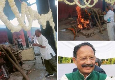 पूर्व मुख्यमंत्री मेजर जनरल भुवन चंद्र खंडूड़ी को डॉ. शक्तिशैल कपरवाण ने दी श्रद्धांजलि, अंतिम संस्कार में हुए शामिल