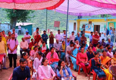 कमेड़ा गांव पहुंचीं जिलाधिकारी, चौपाल में सुनीं ग्रामीणों की समस्याएं