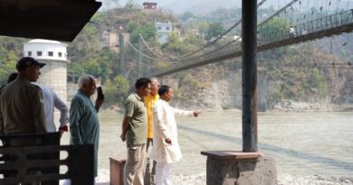 अल्केश्वर घाट के विकास कार्यों का कैबिनेट मंत्री डॉ. धन सिंह रावत ने किया निरीक्षण