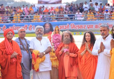 यात्रा में ‘गप’ नहीं ‘जप’ करें : स्वामी चिदानन्द सरस्वती