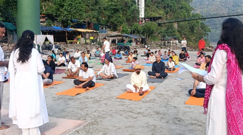 योग को लेकर बढ़ा जनउत्साह, लाइव टेलीकास्ट से घर-घर पहुंच रहा योग संदेश