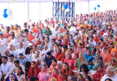 संस्कारों से बनता है घर, केवल ईंट-पत्थरों से नहीं : स्वामी चिदानन्द सरस्वती