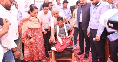 दिव्यांगजनों को मिली नई राह, 110 व्हील चेयर सहित सहायक उपकरण वितरित
