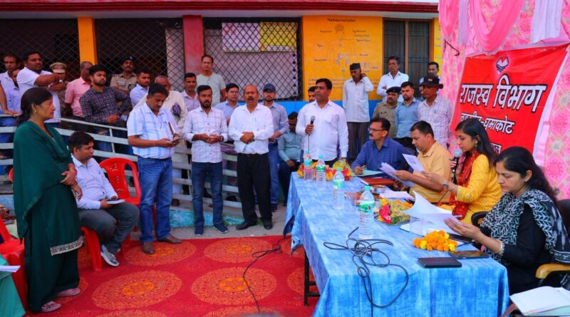 मुस्याखांद चौपाल में पहुंचीं डीएम स्वाति भदौरिया, जनसमस्याओं के समाधान के लिए दिए त्वरित कार्रवाई के निर्देश