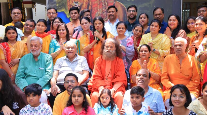 वट पूर्णिमा पर स्वामी चिदानन्द सरस्वती का संदेश: परिवार ही संस्कार, प्रेम और विश्वास की पहली पाठशाला
