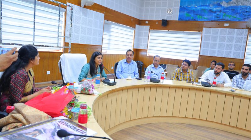 स्थानांतरण पर जिला विकास अधिकारी मनविंदर कौर को भावभीनी विदाई, अधिकारियों ने की कार्यशैली की सराहना